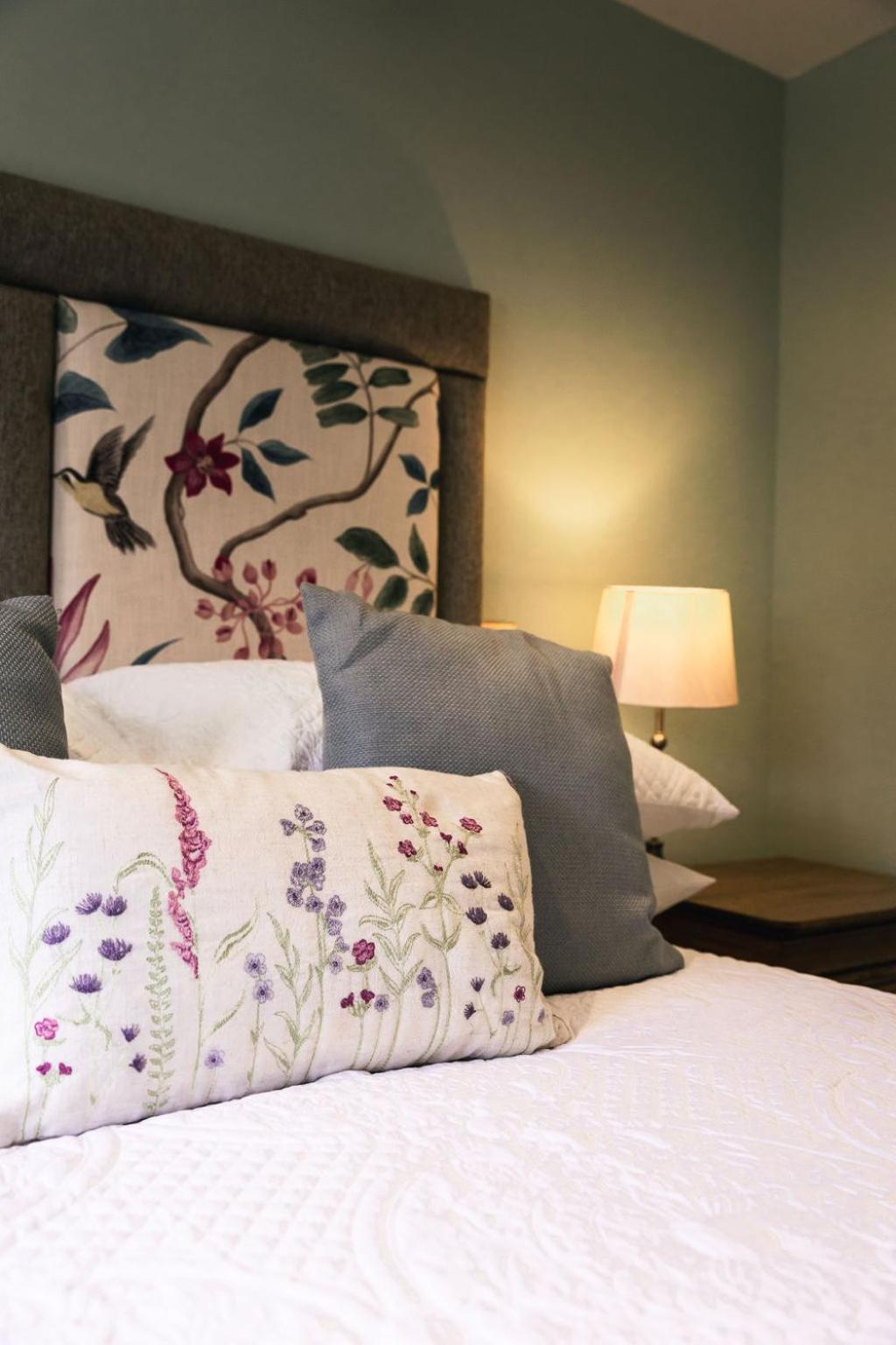 The Cartwheel Inn Whitsbury ภายนอก รูปภาพ